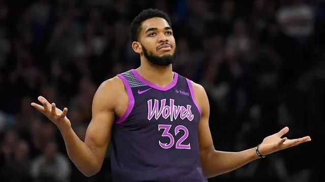 背身拿球 背身拿球